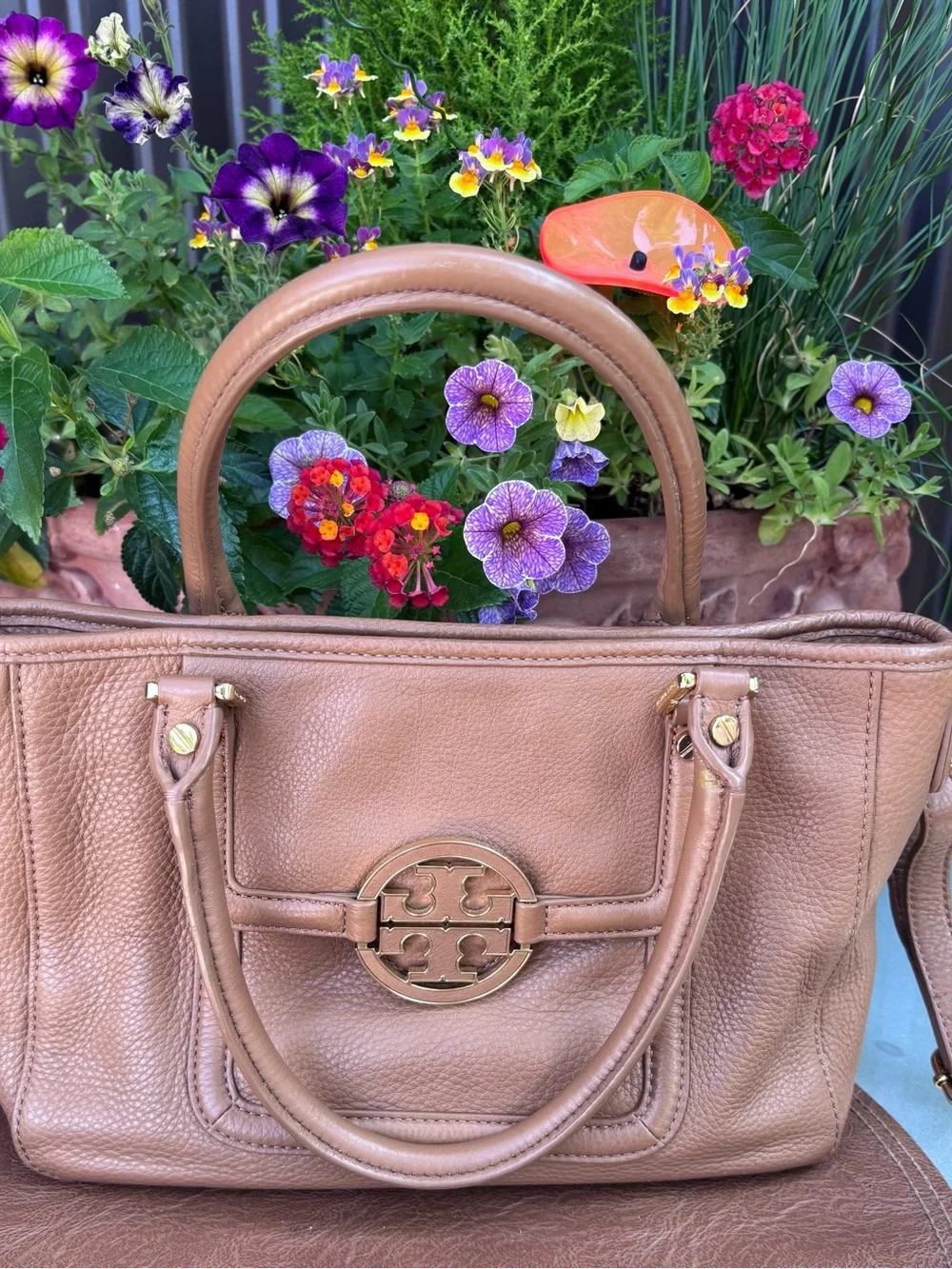 Tory Burch Amanda Classic Leather Bag